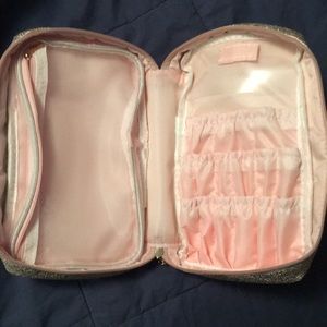 Makeup bag